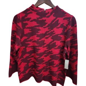 Chicos 2p NWT Red And Burgundy Camo Zipper Back Pullover Retail$100